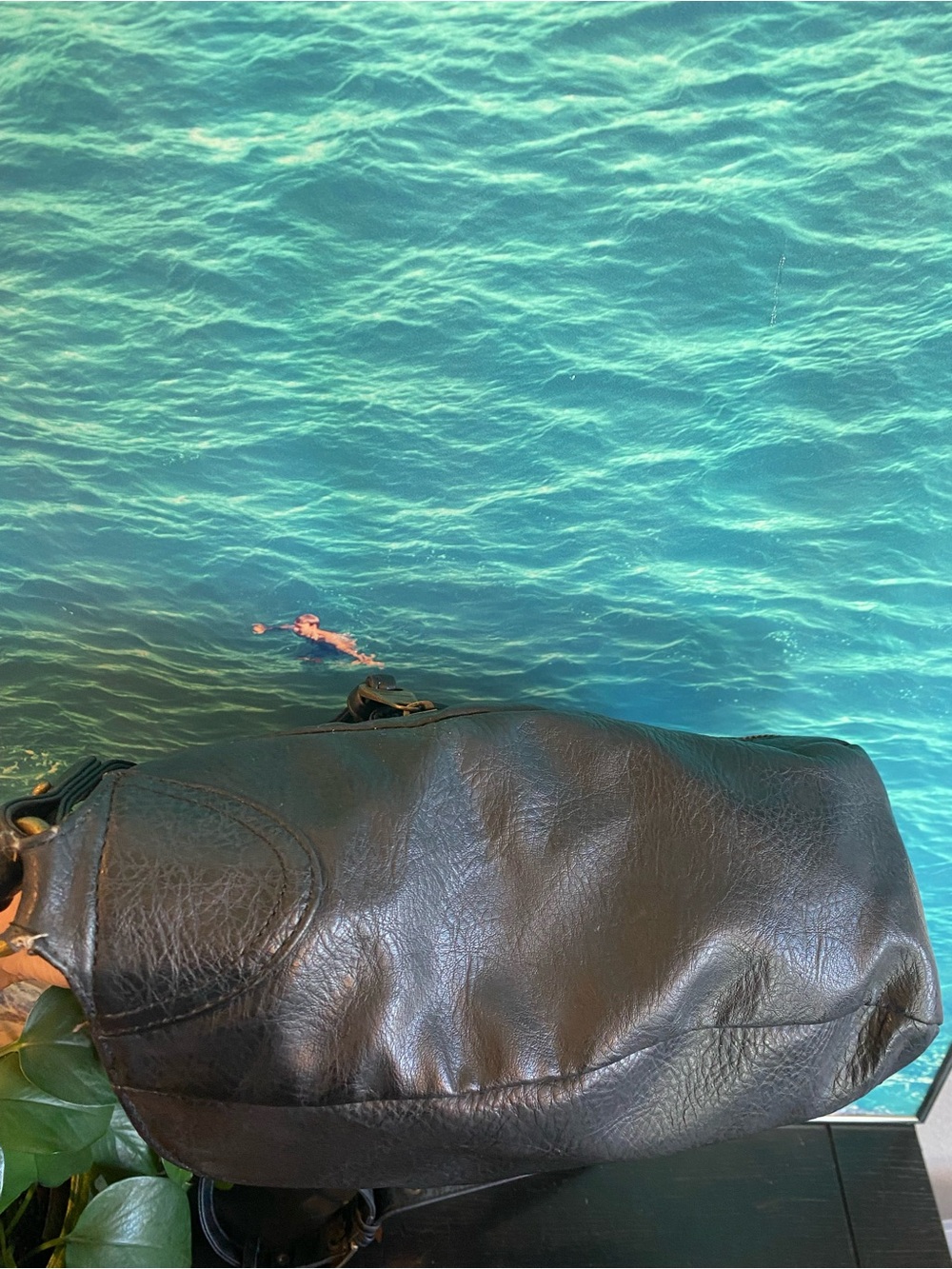 Matt & Nat Black Leather Shoulder Bag with Gold Hardware - Picture 3 of 6